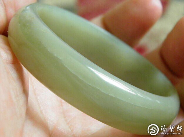 和田白玉常见的裂纹-琢艺轩和田玉移动版