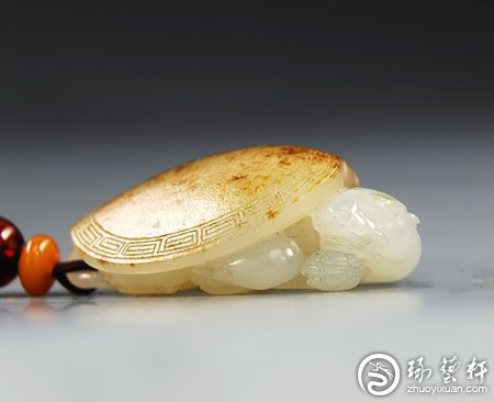 鉴别新疆和田玉籽料真伪最有效的方法！-琢艺轩和田玉移动版