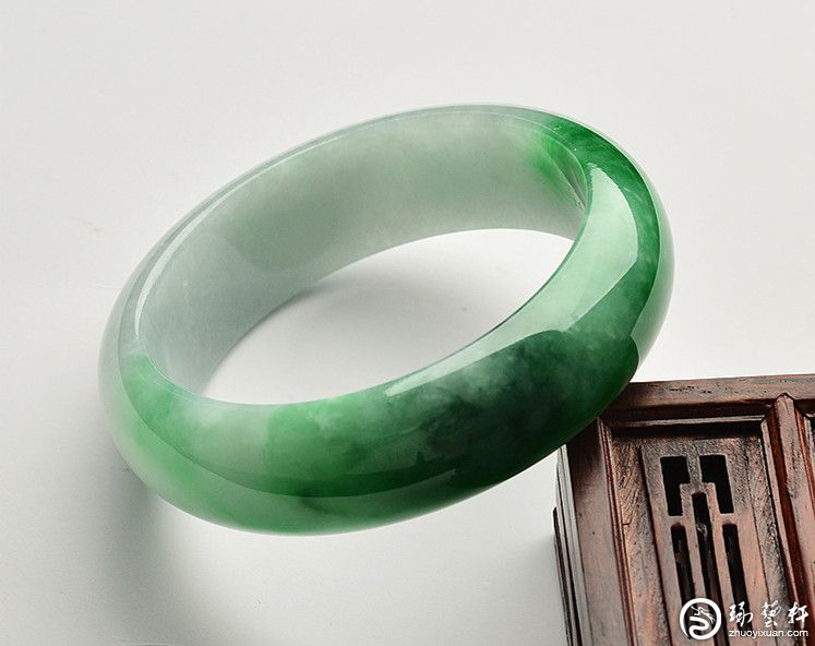 和田玉碧玉和翡翠的区别在哪里?-琢艺轩和田玉移动版
