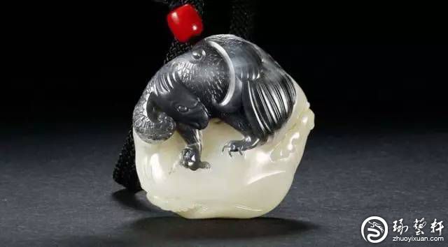 和田玉中的市场潜力股“水墨青花”-琢艺轩和田玉移动版